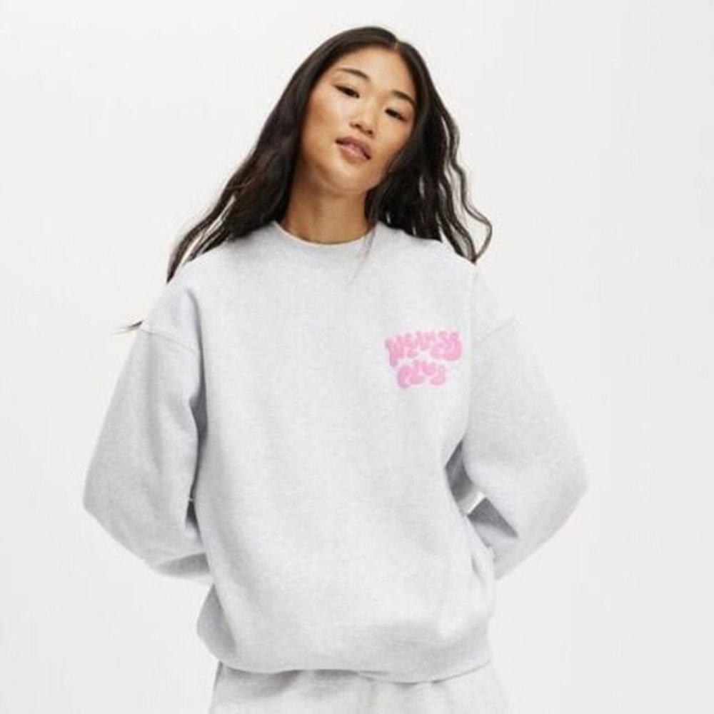 NWT Cotton On women's Plush Graphic Crew Sweatshirt Gray Oversized Hoodie Sz S